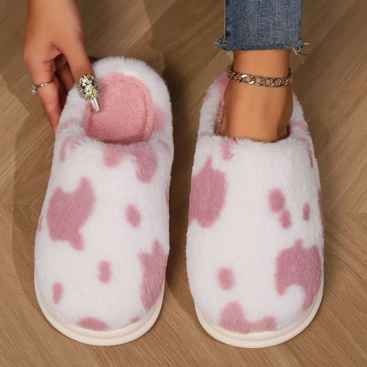Pallene Women's Cow Milk Furry Slippers, Winter Cartoon Fur Slippers, Soft and Cozy Plush House Shoes, Cute Furry Flip Flops for Female Bedroom