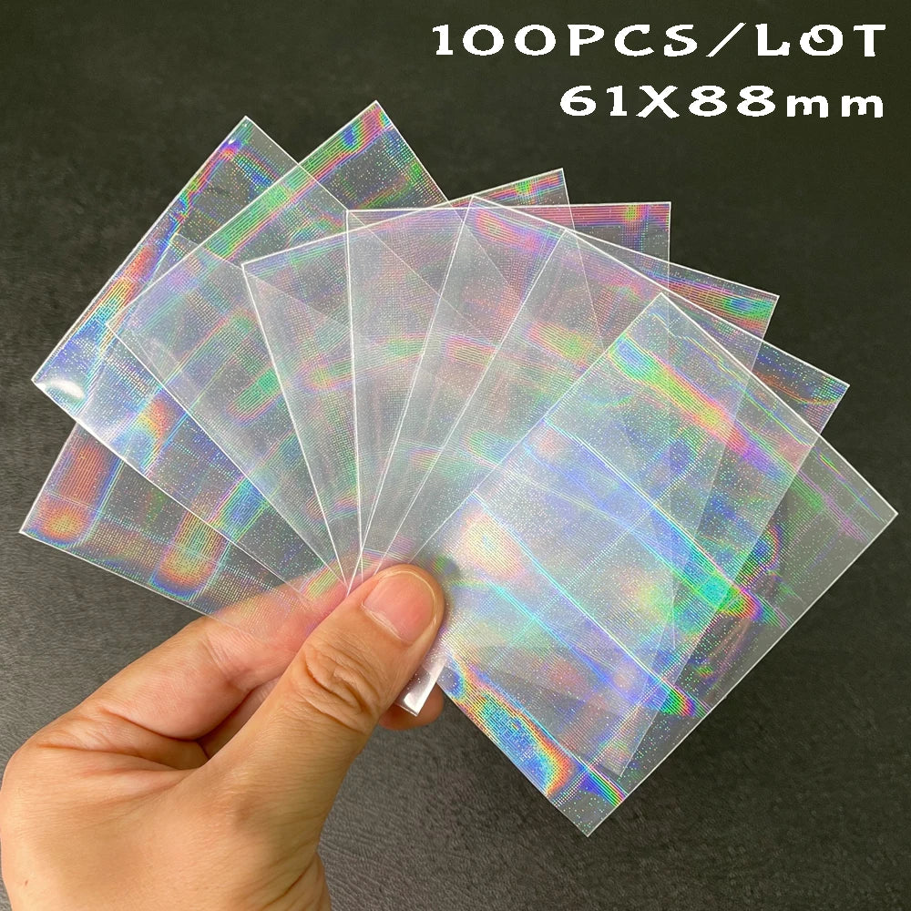 100 unids/lote, fundas para tarjetas TCG con carga superior láser en forma de corazón, Protector de fotos para juegos de mesa YGO, funda protectora para tarjetas comerciales