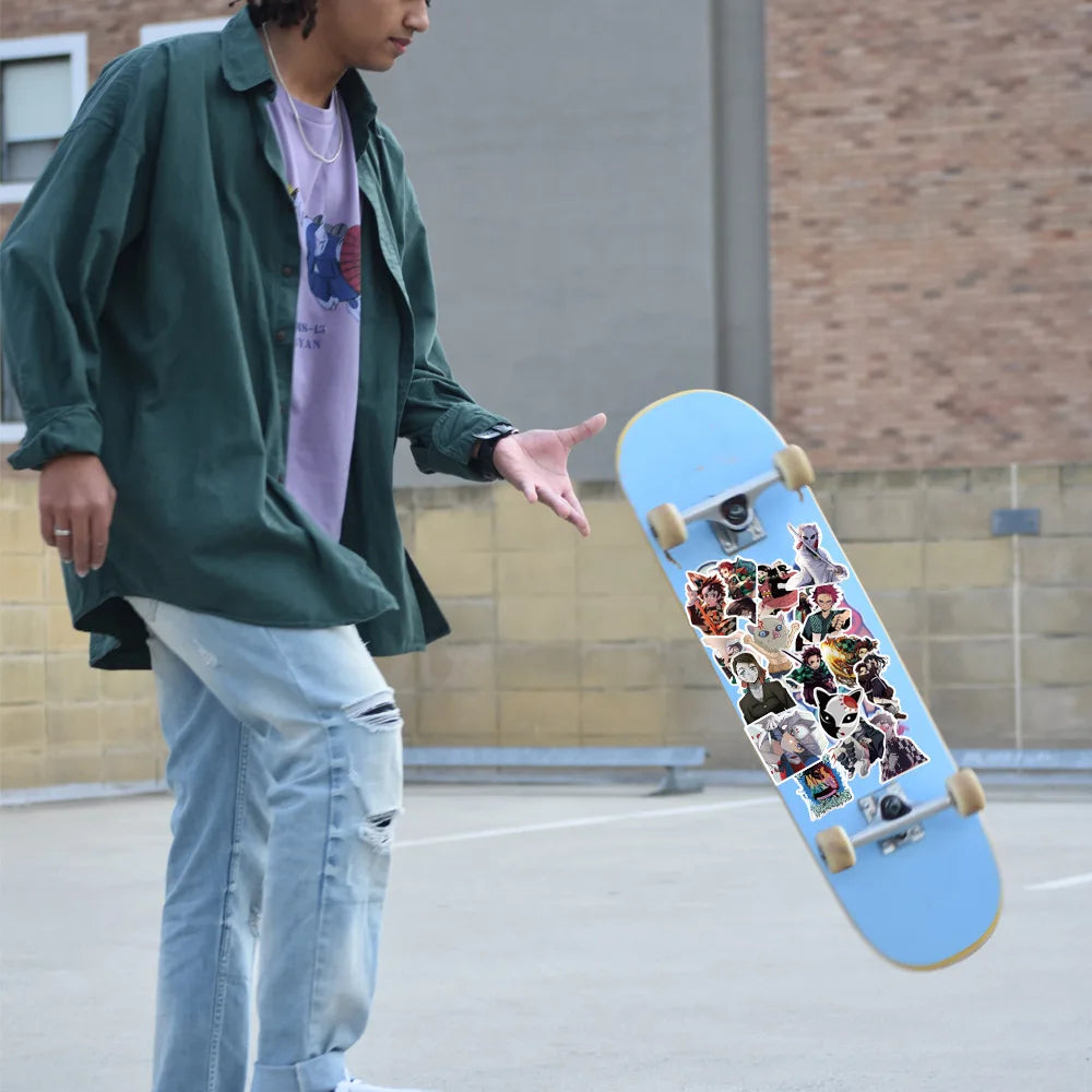 100/200 Uds. Pegatinas de dibujos animados de Anime Demon Slayer para maleta para portátil monopatín guitarra teléfono pegatina de dibujos animados juguetes de regalo para niños