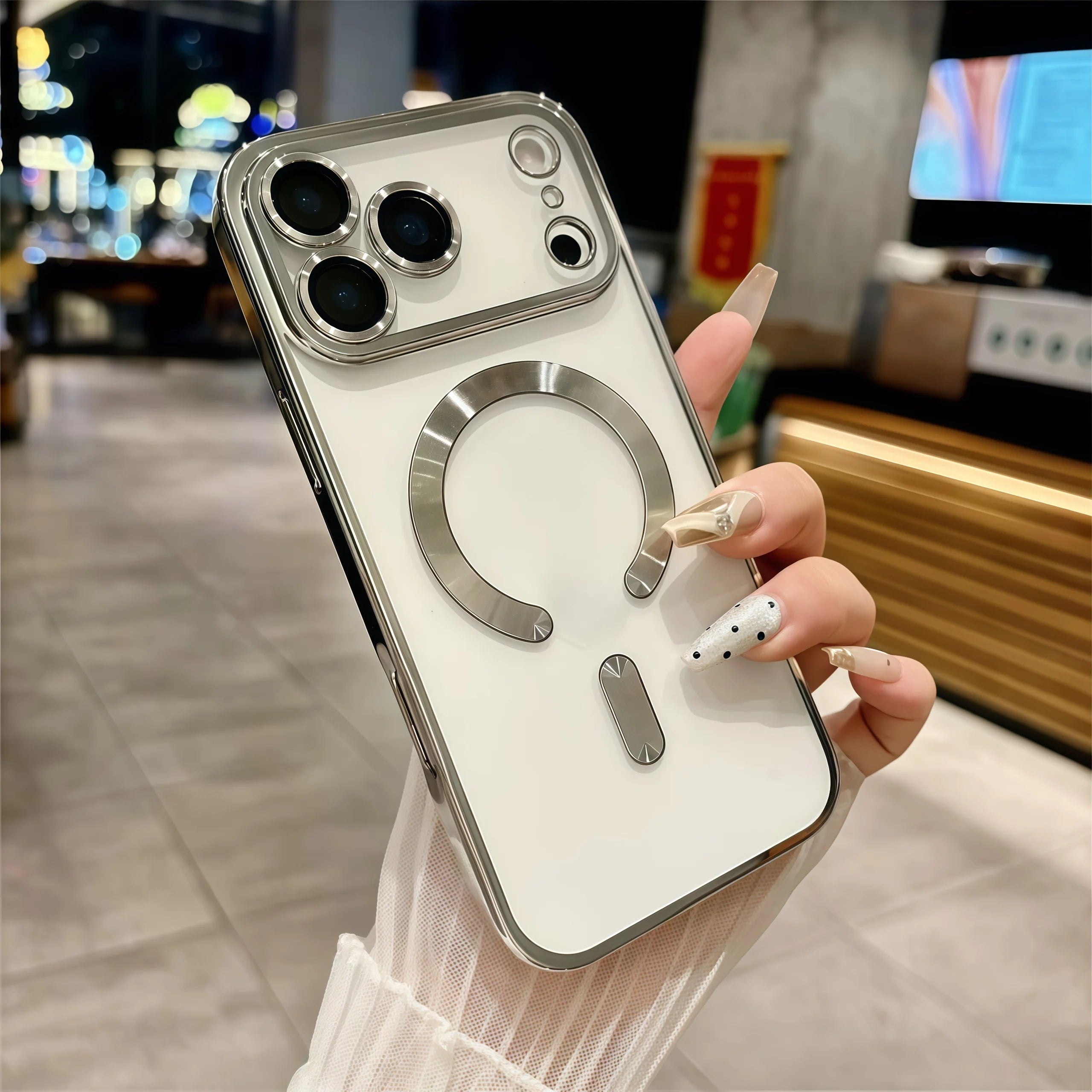 Luxury transparent camera cover with soft TPU coating, drop protection with magnetic phone case for iPhone 17 Pro Max/17 Pro/Air/17