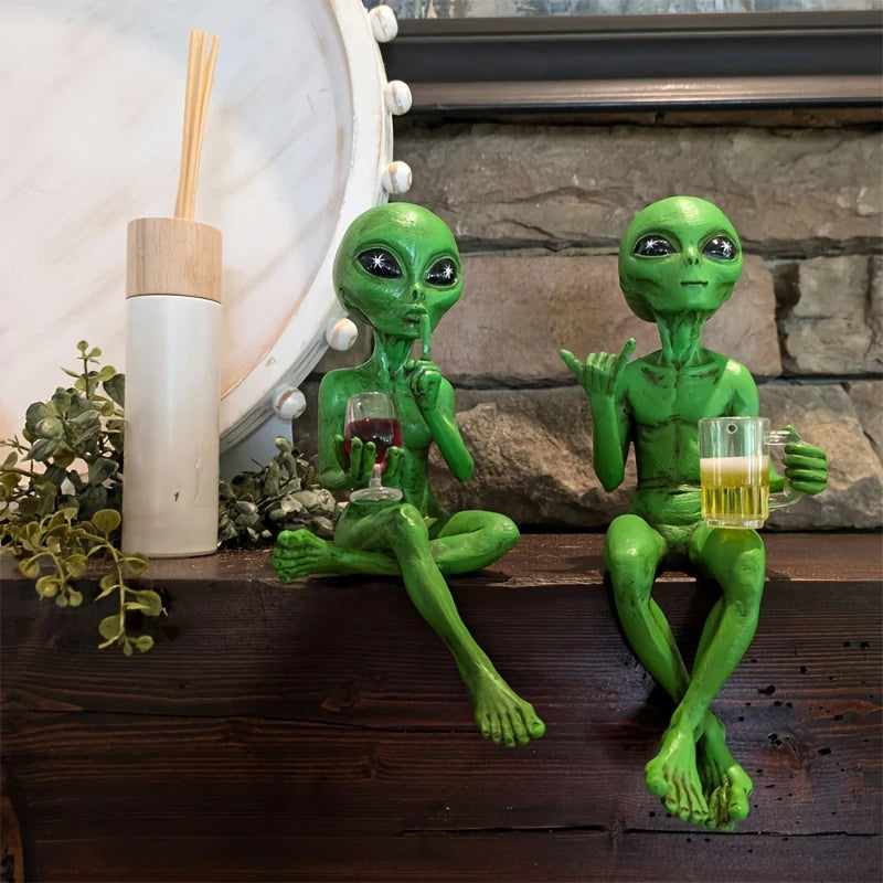 Alien resin statue, ornament, alien garden sculptures and statues, the best artistic decoration for indoors, outdoors, home or office, collectible